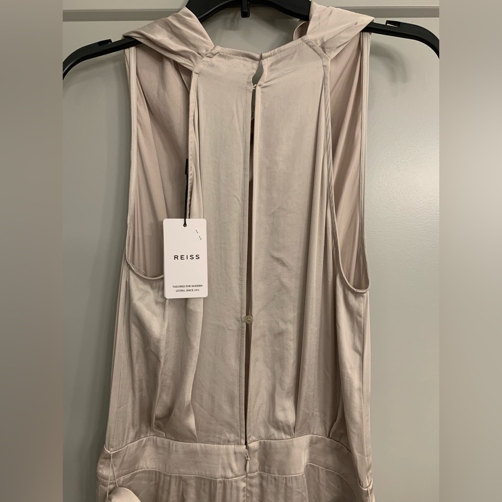 Reiss Rose Sleeveless Cowl Neck Jumpsuit Size 8 Neutral/Light Gray NWT - Picture 9 of 16